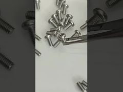 M2.5-0.45×6 मिनी राउंड हेड क्रॉस स्क्रू डिटेल शोकेस