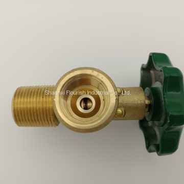 खरीदें फोर्जिंग कास्टिंग एलपीजी सेल्फ क्लोजिंग ब्रास एंगल वाल्व online manufacture