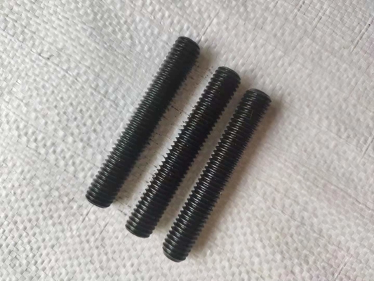 फुल थ्रेड ब्लैक फिनिश डबल एंडेड बोल्ट ASTM A193 OEM 30mm लंबाई: